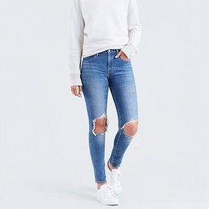Levi’s 721 High Rise Skinny Jeans